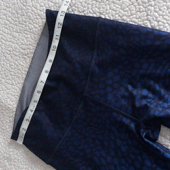 WITH X Peloton Blue Leopard Print Leggings - Picture 11 of 15